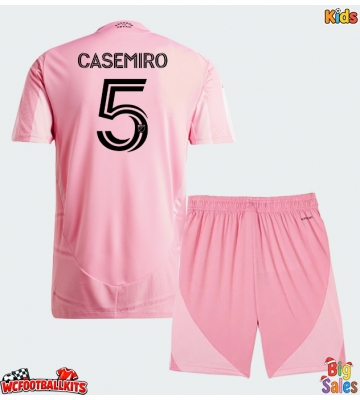 Inter Miami Casemiro #5 Replica Home Stadium Kit for Kids 2026-27 Short Sleeve (+ pants)